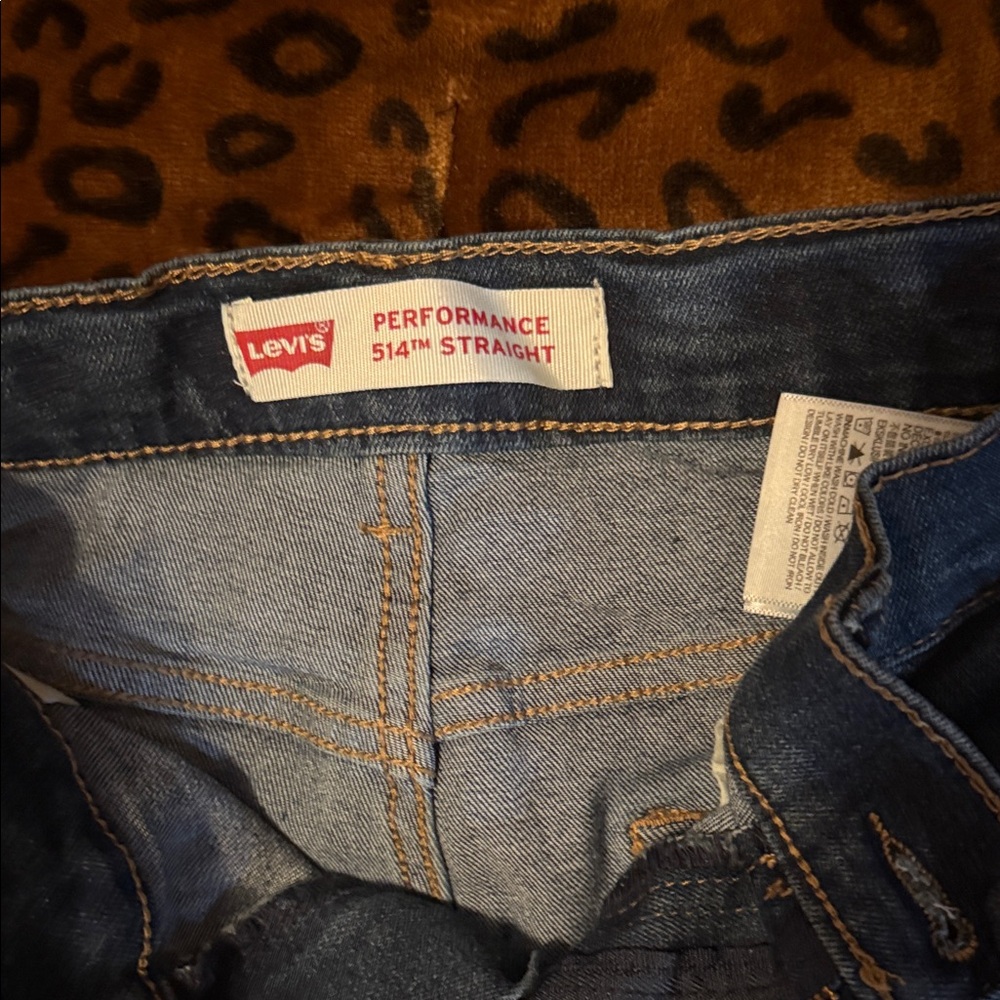 Levi’s - Picture 4 of 4